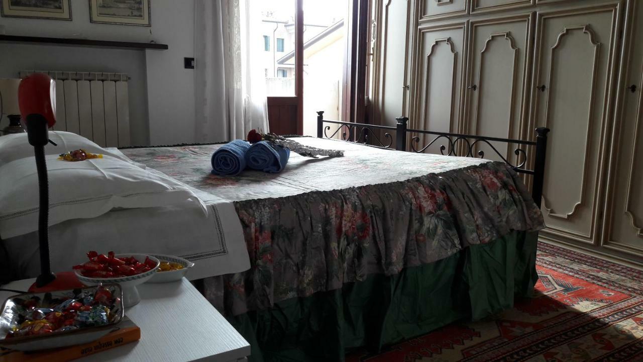 Da zio sasà Bed and Breakfast Mirano Eksteriør billede